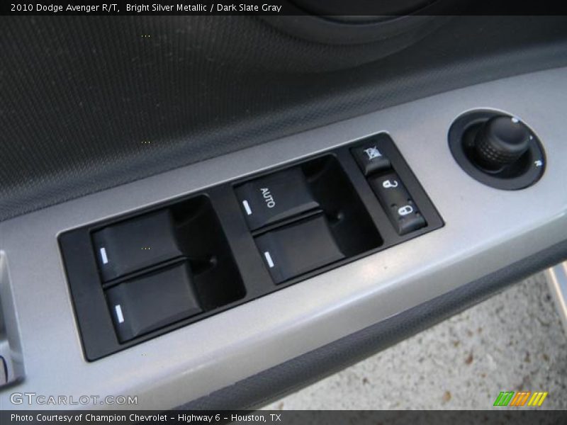 Bright Silver Metallic / Dark Slate Gray 2010 Dodge Avenger R/T