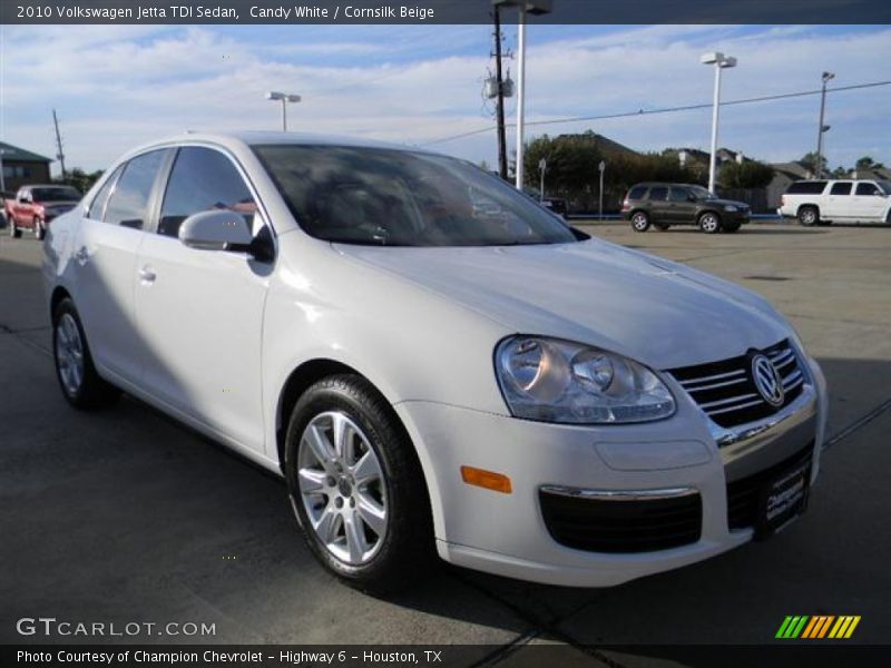 Candy White / Cornsilk Beige 2010 Volkswagen Jetta TDI Sedan