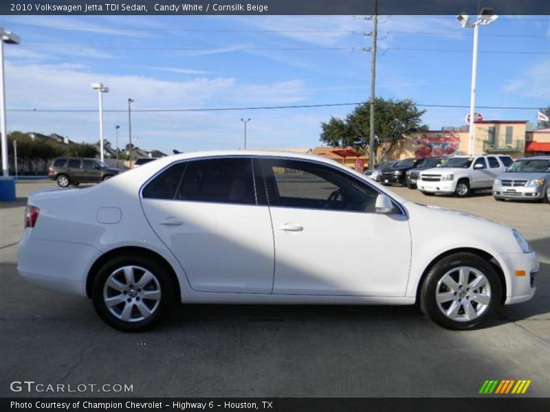 Candy White / Cornsilk Beige 2010 Volkswagen Jetta TDI Sedan