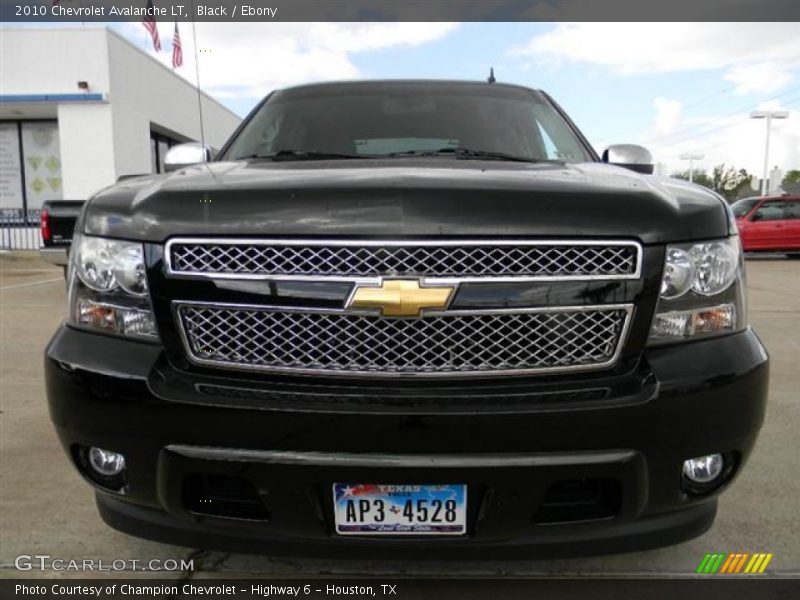 Black / Ebony 2010 Chevrolet Avalanche LT