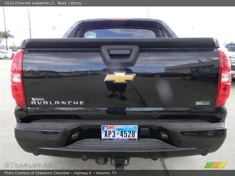 Black / Ebony 2010 Chevrolet Avalanche LT