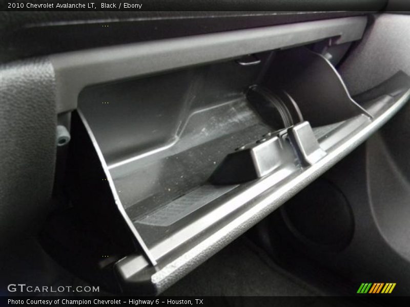Black / Ebony 2010 Chevrolet Avalanche LT