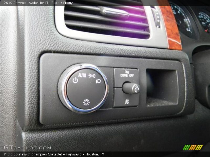 Black / Ebony 2010 Chevrolet Avalanche LT
