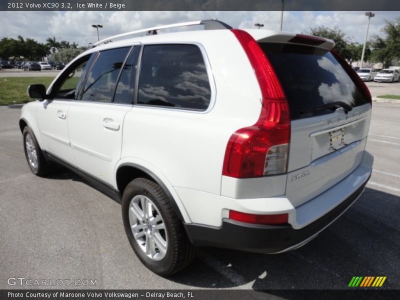Ice White / Beige 2012 Volvo XC90 3.2