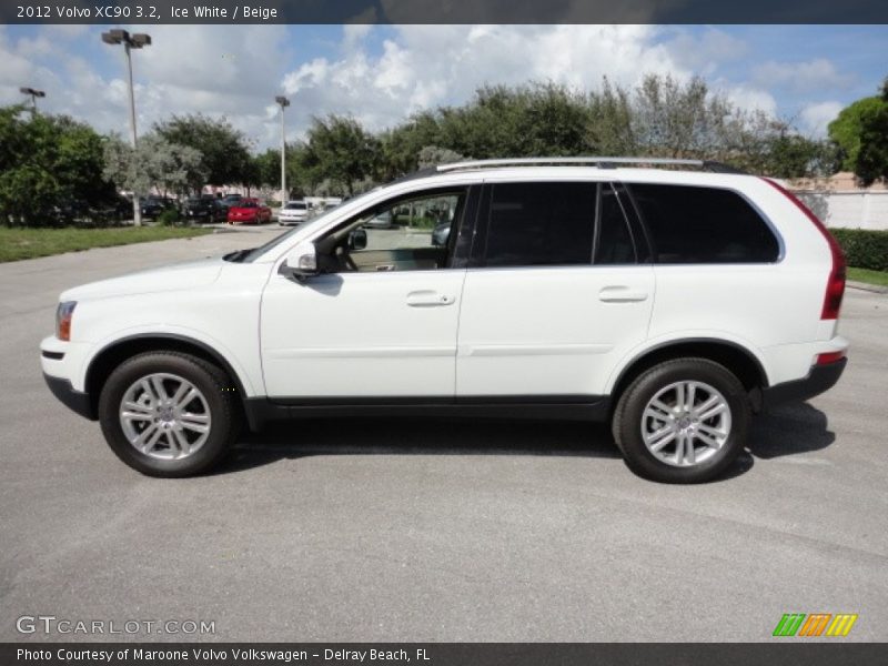 Ice White / Beige 2012 Volvo XC90 3.2