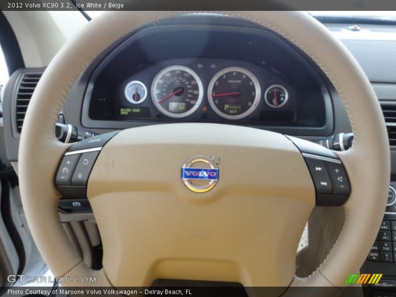 Ice White / Beige 2012 Volvo XC90 3.2