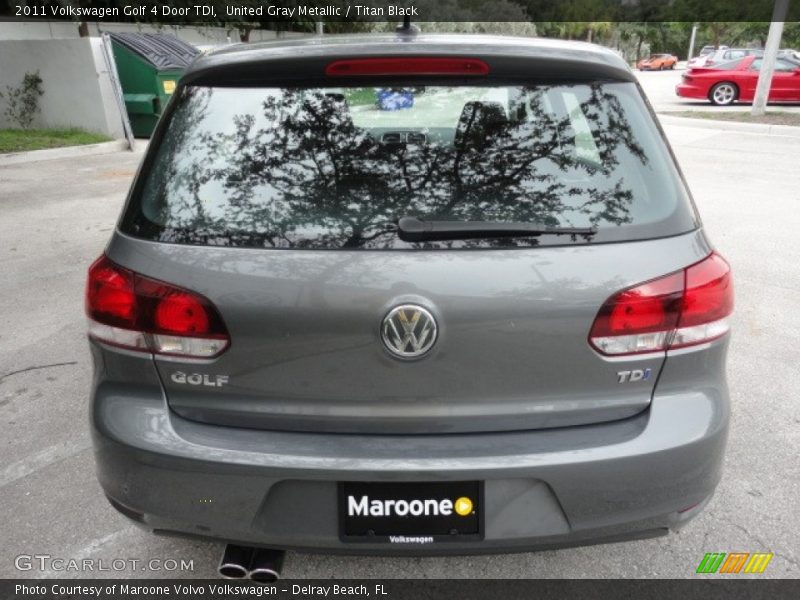 United Gray Metallic / Titan Black 2011 Volkswagen Golf 4 Door TDI