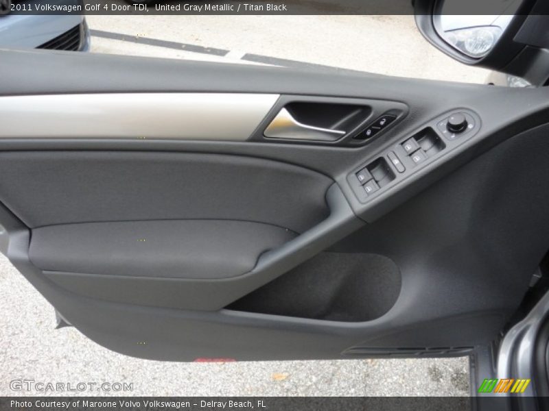 United Gray Metallic / Titan Black 2011 Volkswagen Golf 4 Door TDI