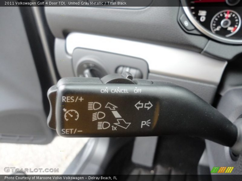 United Gray Metallic / Titan Black 2011 Volkswagen Golf 4 Door TDI
