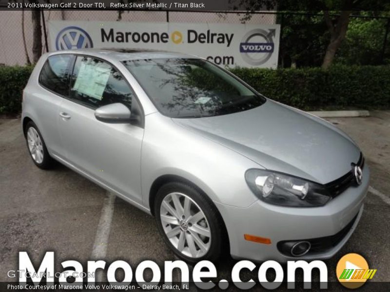 Reflex Silver Metallic / Titan Black 2011 Volkswagen Golf 2 Door TDI