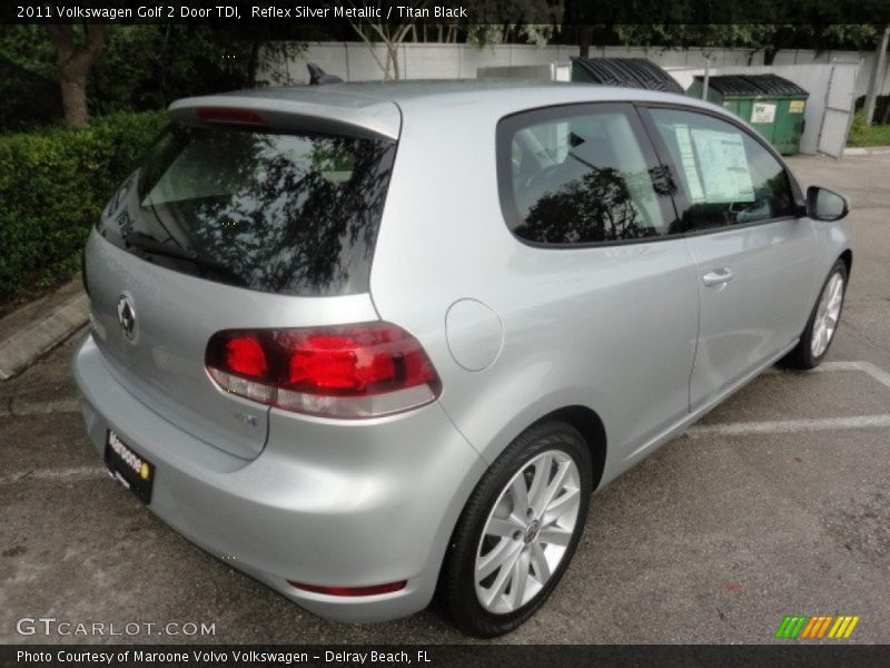 Reflex Silver Metallic / Titan Black 2011 Volkswagen Golf 2 Door TDI