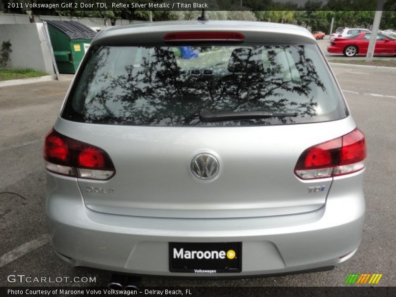 Reflex Silver Metallic / Titan Black 2011 Volkswagen Golf 2 Door TDI