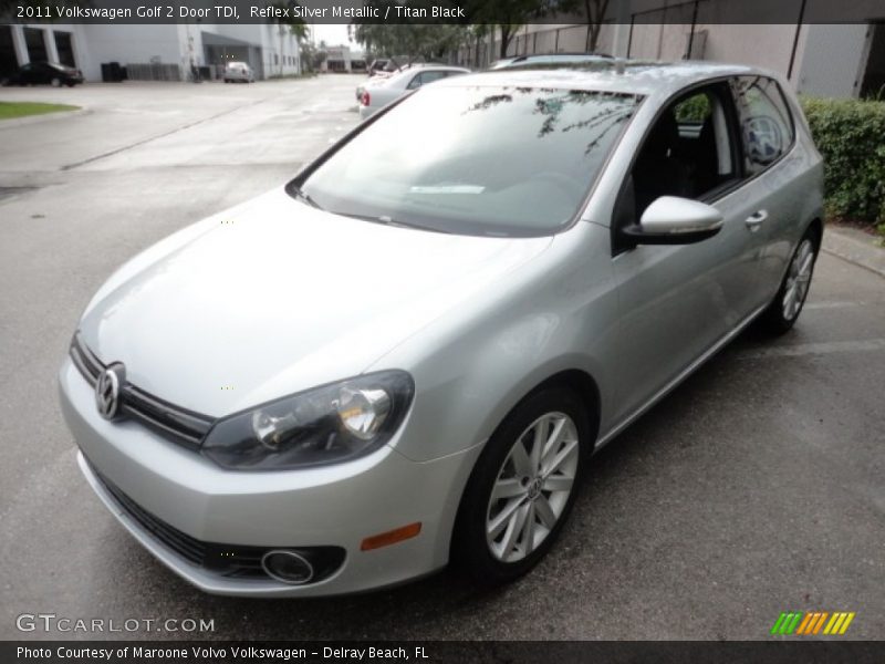 Front 3/4 View of 2011 Golf 2 Door TDI