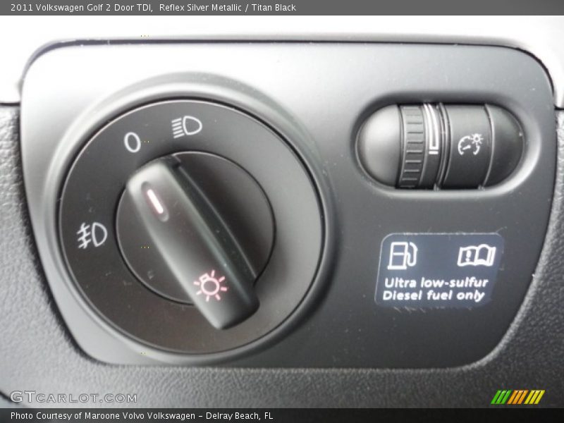 Controls of 2011 Golf 2 Door TDI