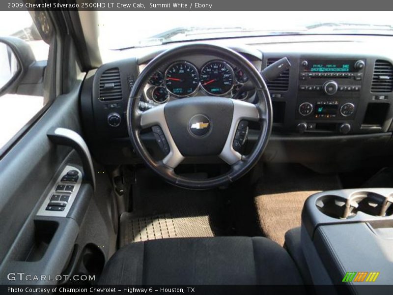 Dashboard of 2009 Silverado 2500HD LT Crew Cab