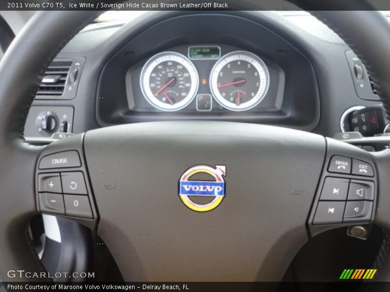Ice White / Soverign Hide Cacao Brown Leather/Off Black 2011 Volvo C70 T5