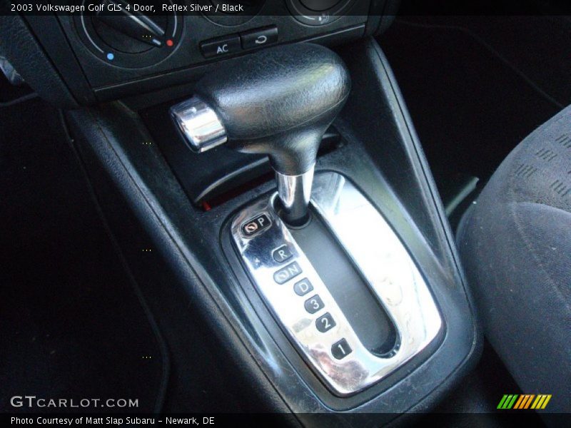 Reflex Silver / Black 2003 Volkswagen Golf GLS 4 Door