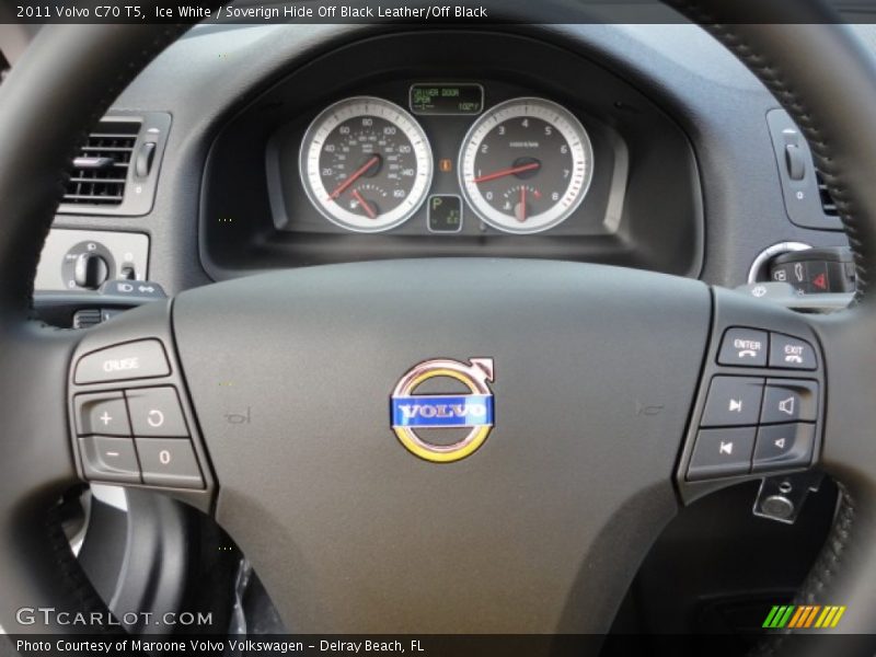 Ice White / Soverign Hide Off Black Leather/Off Black 2011 Volvo C70 T5
