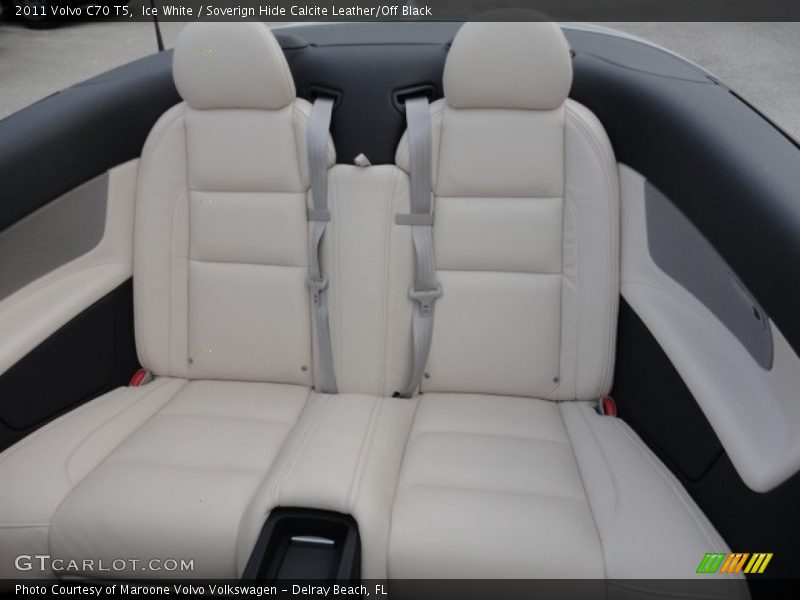 Ice White / Soverign Hide Calcite Leather/Off Black 2011 Volvo C70 T5