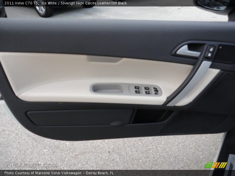 Ice White / Soverign Hide Calcite Leather/Off Black 2011 Volvo C70 T5