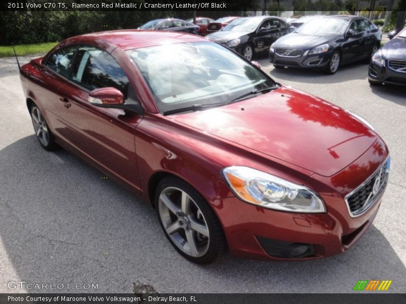 Flamenco Red Metallic / Cranberry Leather/Off Black 2011 Volvo C70 T5