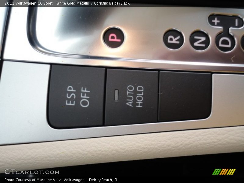 White Gold Metallic / Cornsilk Beige/Black 2011 Volkswagen CC Sport