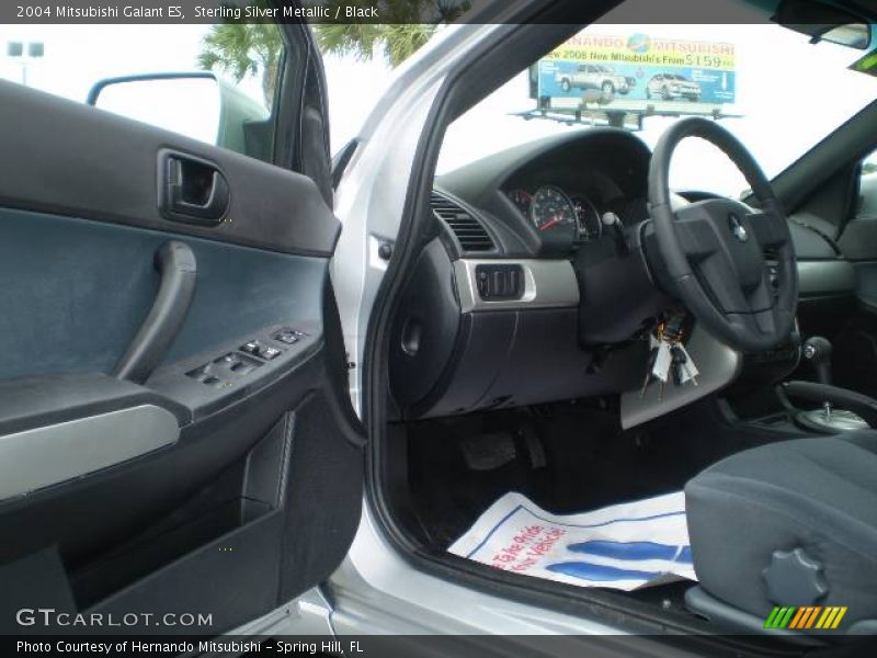 Sterling Silver Metallic / Black 2004 Mitsubishi Galant ES