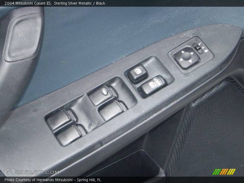 Sterling Silver Metallic / Black 2004 Mitsubishi Galant ES