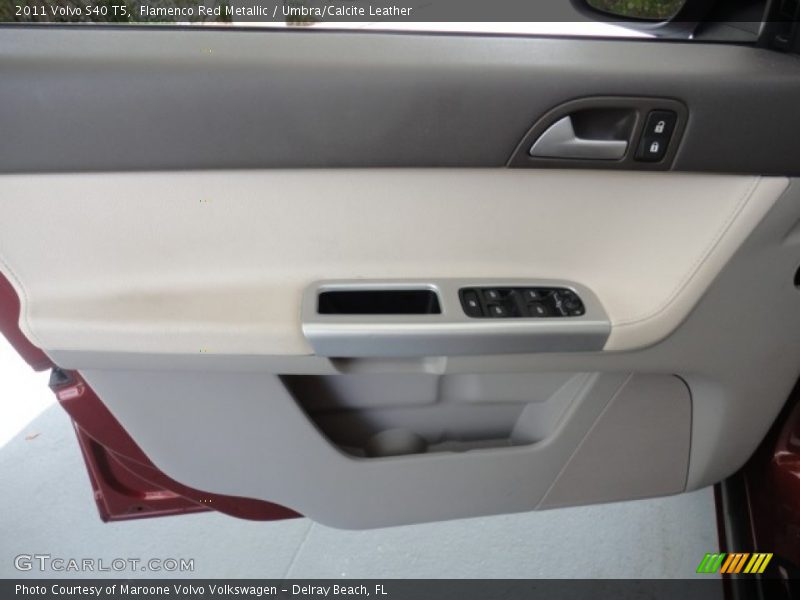 Flamenco Red Metallic / Umbra/Calcite Leather 2011 Volvo S40 T5