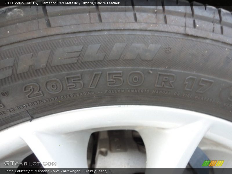 Flamenco Red Metallic / Umbra/Calcite Leather 2011 Volvo S40 T5