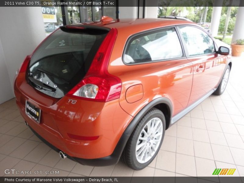 Orange Flame Metallic / Off Black T-Tec 2011 Volvo C30 T5