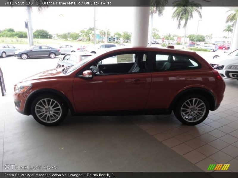 Orange Flame Metallic / Off Black T-Tec 2011 Volvo C30 T5