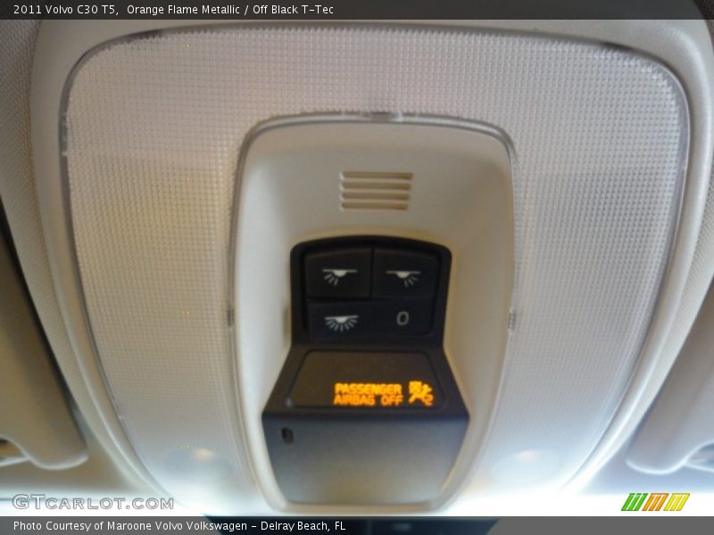 Orange Flame Metallic / Off Black T-Tec 2011 Volvo C30 T5