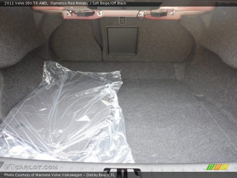 Flamenco Red Metallic / Soft Beige/Off Black 2011 Volvo S60 T6 AWD