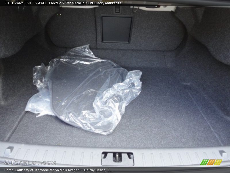 Electric Silver Metallic / Off Black/Anthracite 2011 Volvo S60 T6 AWD
