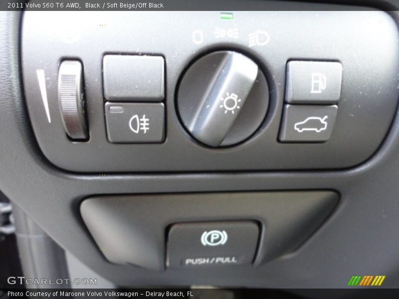 Black / Soft Beige/Off Black 2011 Volvo S60 T6 AWD