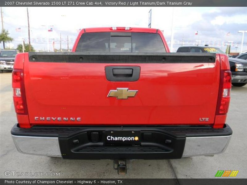 Victory Red / Light Titanium/Dark Titanium Gray 2007 Chevrolet Silverado 1500 LT Z71 Crew Cab 4x4