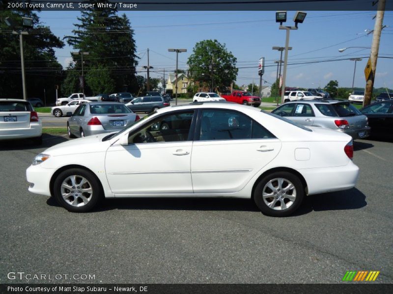 Super White / Taupe 2006 Toyota Camry LE
