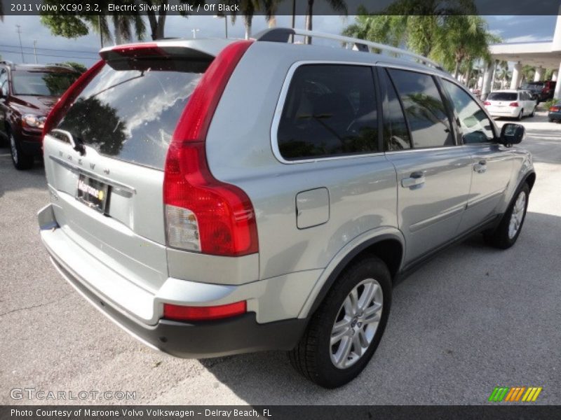 Electric Silver Metallic / Off Black 2011 Volvo XC90 3.2