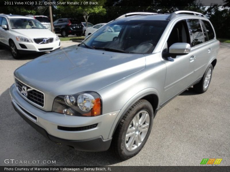 Electric Silver Metallic / Off Black 2011 Volvo XC90 3.2