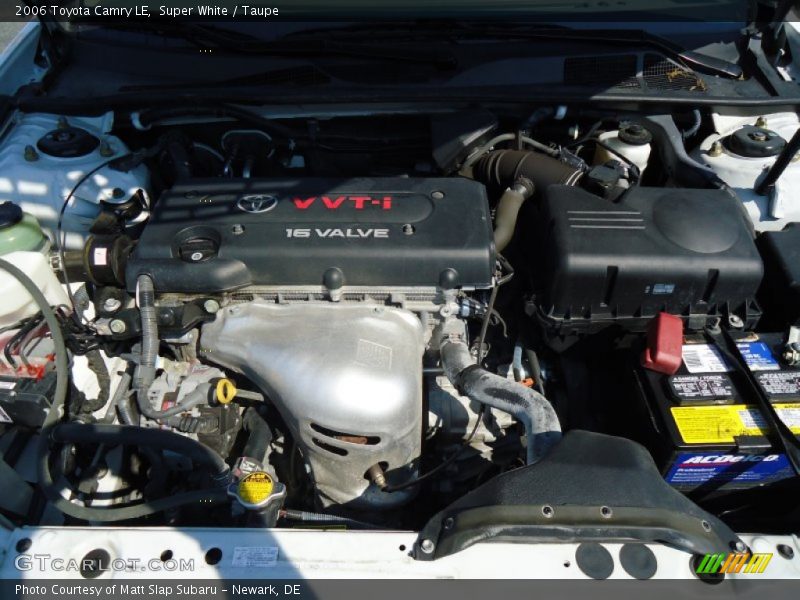 Super White / Taupe 2006 Toyota Camry LE