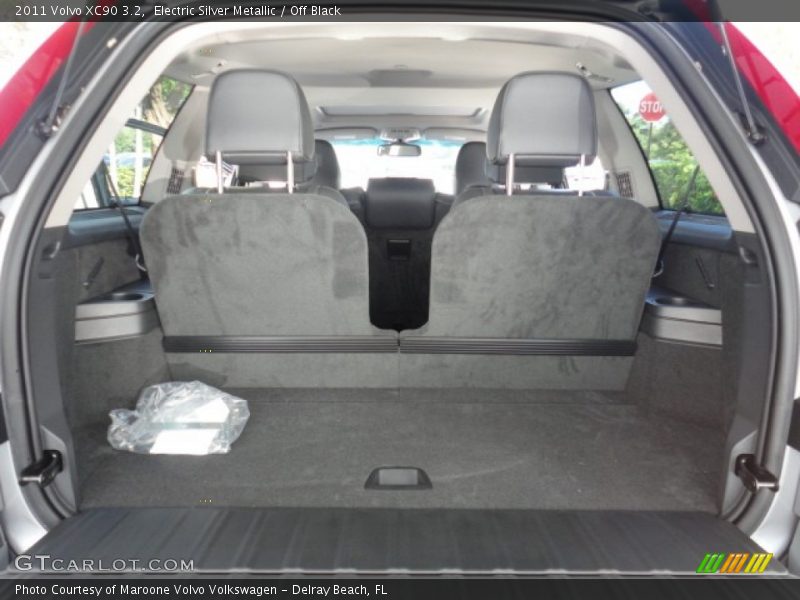 Electric Silver Metallic / Off Black 2011 Volvo XC90 3.2