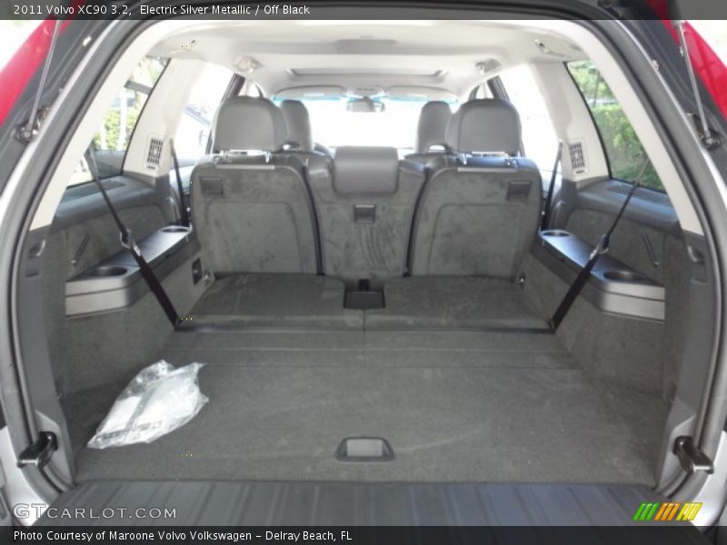 Electric Silver Metallic / Off Black 2011 Volvo XC90 3.2