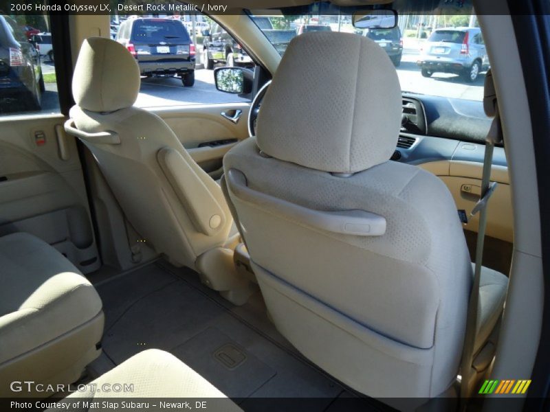 Desert Rock Metallic / Ivory 2006 Honda Odyssey LX