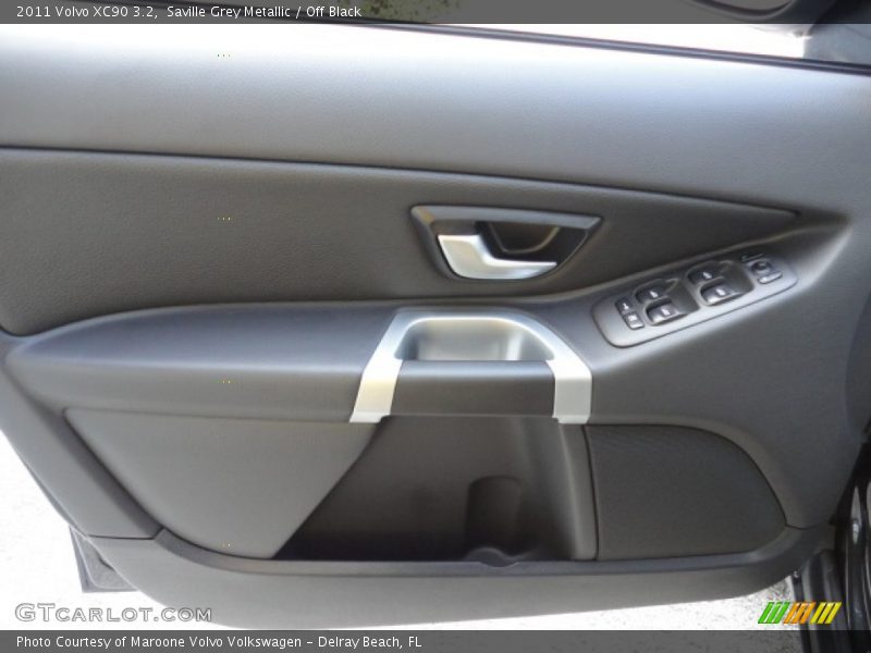 Saville Grey Metallic / Off Black 2011 Volvo XC90 3.2