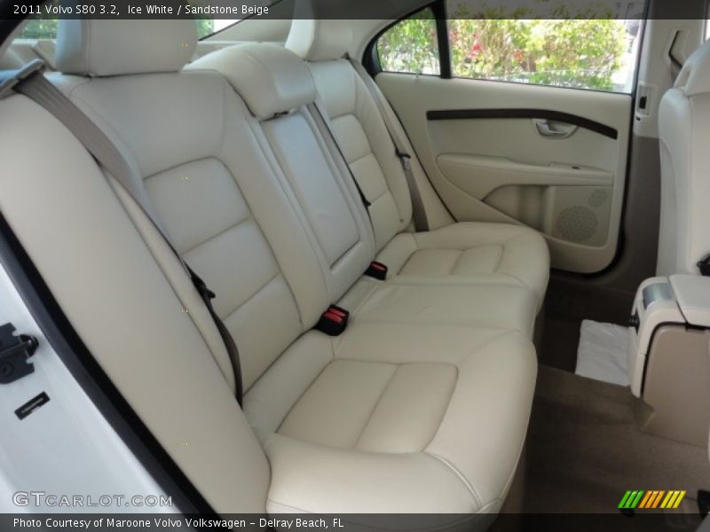 Ice White / Sandstone Beige 2011 Volvo S80 3.2