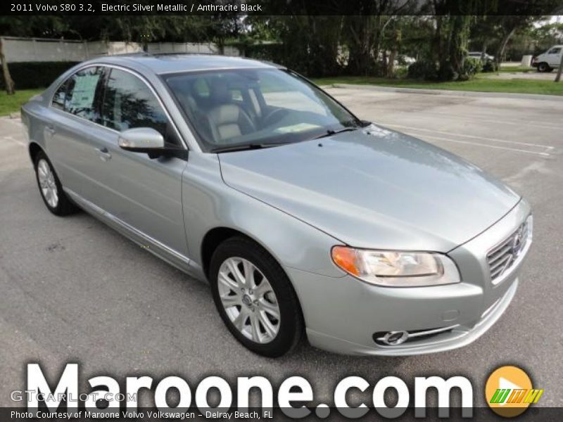 Electric Silver Metallic / Anthracite Black 2011 Volvo S80 3.2