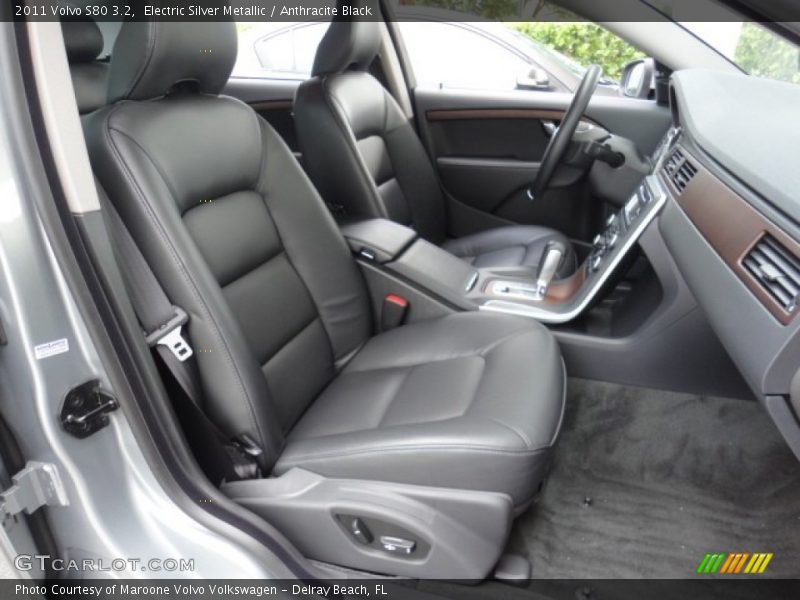 Electric Silver Metallic / Anthracite Black 2011 Volvo S80 3.2
