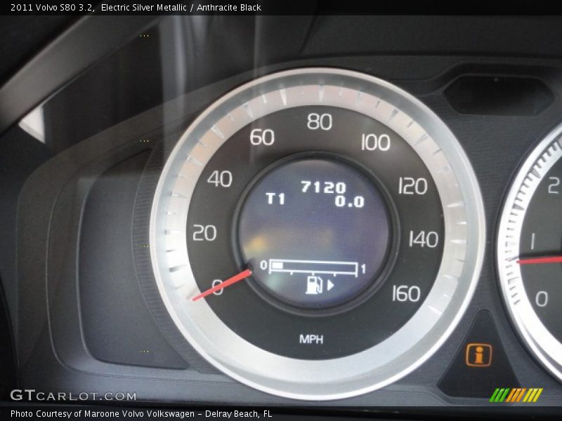 Electric Silver Metallic / Anthracite Black 2011 Volvo S80 3.2