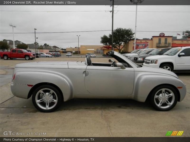 Ricochet Silver Metallic / Ebony 2004 Chevrolet SSR